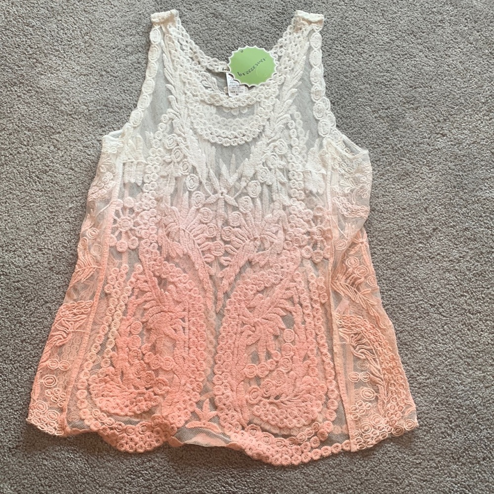 NWT - breeze ever ombré lace top.